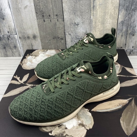 APL Men’s TechLoom Phantom Shoe in Fatigue Pristine Soft Pink Size 11.5. - Picture 2 of 13